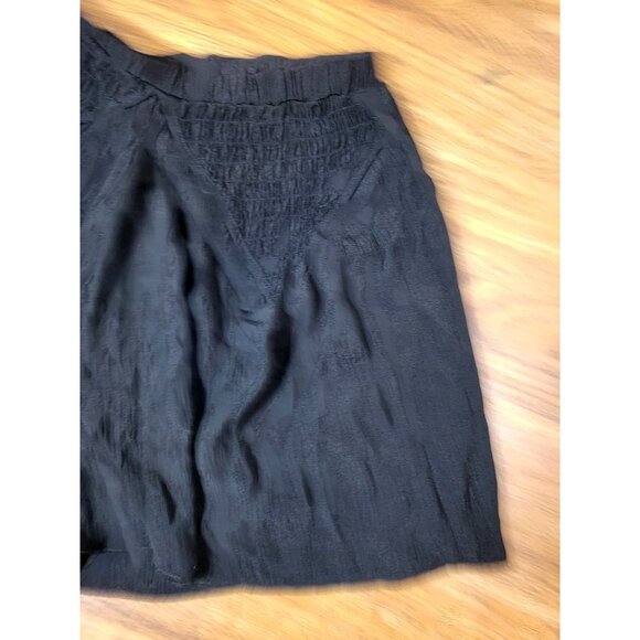 Halara NWT Black Pull On Flowy Shorts Size S - Picture 2 of 3